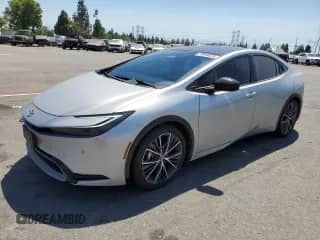 2024 Toyota Prius LE с VIN JTDACAAU3R3017518, выставлен на аукционе Copart как лот 70948625 с пробегом 51 151 миль миль и Списание • Salvage title. История ставок и продаж доступна на DreamBid. Изображение 1.