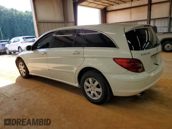 ✅ 2007 Mercedes-Benz R 3.0L • VIN: 4JGCB22E47A043753 • Lot: 70022295. Wystawiony na Copart z przebiegiem 193 712 mil. Bezpłatny archiwum sprzedaży aukcyjnych z USA i szczegółowy raport historii pojazdu na DreamBid. Zdjęcie 2.