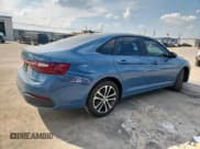 ✅ 2025 Volkswagen Jetta Sport • VIN: 3VWBX7BU5SM075576 • Лот: 81066555. Опубликован ранее на Copart с пробегом 2 792 миль. Бесплатный доступ к архиву аукционных продаж из США и подробный отчёт об истории автомобиля на DreamBid. Изображение 3.