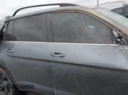 ✅ 2023 Volkswagen Atlas SE • VIN: 1V2JR2CA1PC521942 • Lot: 41521156. Wystawiony na IAAI z przebiegiem 72 216 mil. Bezpłatny archiwum sprzedaży aukcyjnych z USA i szczegółowy raport historii pojazdu na DreamBid. Zdjęcie 13.