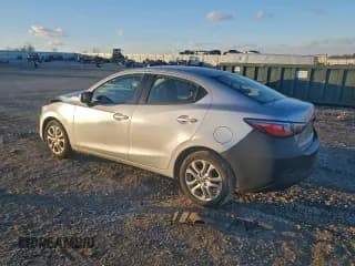 ✅ 2017 Toyota Yaris • VIN: 3MYDLBYV1HY170150 • Лот: 94686285. Опубликован ранее на Copart с пробегом 141 501 миль. Бесплатный доступ к архиву аукционных продаж из США и подробный отчёт об истории автомобиля на DreamBid. Изображение 2.