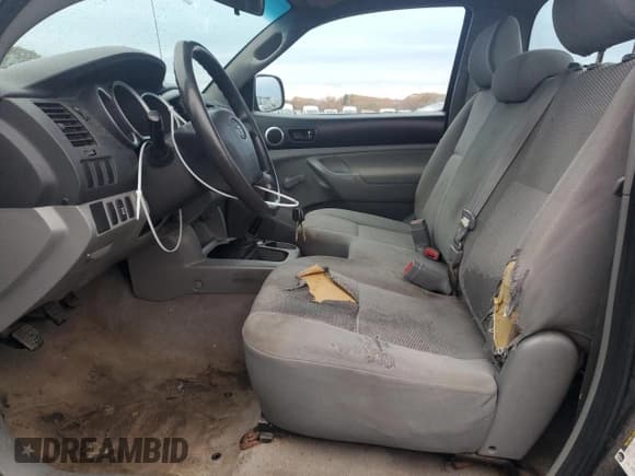 ✅ 2008 Toyota Tacoma • VIN: 5TEPX42N98Z505993 • Lot: 91369715. Wystawiony na Copart z przebiegiem Nie podano. Bezpłatny archiwum sprzedaży aukcyjnych z USA i szczegółowy raport historii pojazdu na DreamBid. Zdjęcie 7.