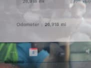 ✅ 2023 Tesla Model Y Long Range • VIN: 7SAYGDEE5PA076268 • Lot: 43140234. Wystawiony na IAAI z przebiegiem 26 918 mil. Bezpłatny archiwum sprzedaży aukcyjnych z USA i szczegółowy raport historii pojazdu na DreamBid. Zdjęcie 14.