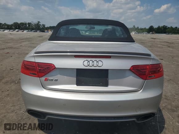✅ 2014 Audi RS 5 • VIN: WUAC6AFH8EN900446 • Lot: 59137724. Listed on Copart with 75,167 mi. Free auction sales archive from the USA and detailed vehicle history report at DreamBid. Image 6.