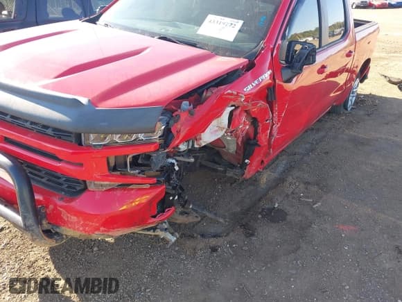 ✅ 2019 Chevrolet Silverado 1500 RST • VIN: 3GCUYEED0KG119751 • Lot: 43319772. Wystawiony na IAAI z przebiegiem 74 404 mil. Bezpłatny archiwum sprzedaży aukcyjnych z USA i szczegółowy raport historii pojazdu na DreamBid. Zdjęcie 6.