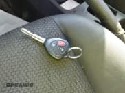 ✅ 2009 Pontiac Vibe • VIN: 5Y2SM67039Z412282 • Лот: 42989180. Опубликован ранее на IAAI с пробегом 218 426 миль. Бесплатный доступ к архиву аукционных продаж из США и подробный отчёт об истории автомобиля на DreamBid. Изображение 11.