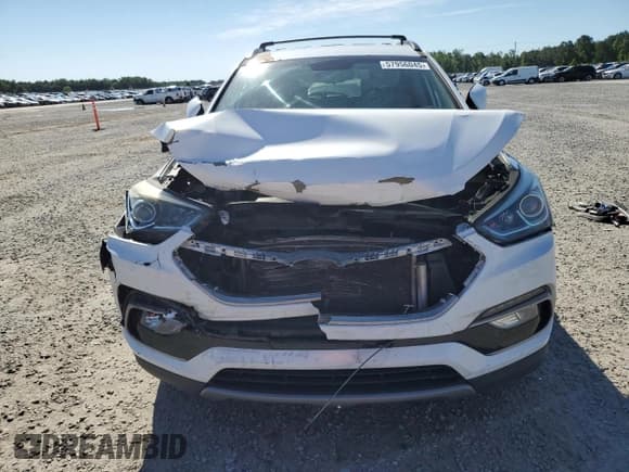 ✅ 2017 Hyundai Santa Fe 2.4L • VIN: 5NMZUDLB9HH019304 • Lot: 57956045. Wystawiony na Copart z przebiegiem 140 037 mil. Bezpłatny archiwum sprzedaży aukcyjnych z USA i szczegółowy raport historii pojazdu na DreamBid. Zdjęcie 5.