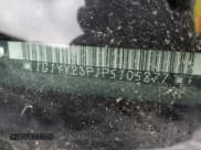 ✅ 1993 Chevrolet Corvette • VIN: 1G1YY23P1P5105877 • Lot: 93333695. Wystawiony na Copart z przebiegiem Nie podano. Bezpłatny archiwum sprzedaży aukcyjnych z USA i szczegółowy raport historii pojazdu na DreamBid. Zdjęcie 13.