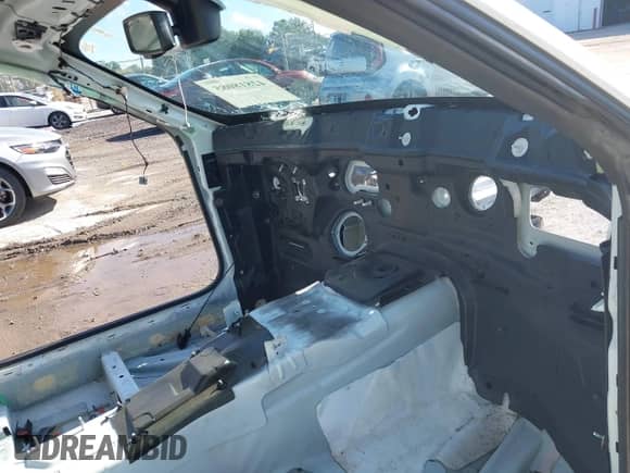 2021 Dodge Challenger SRT Hellcat with VIN 2C3CDZC96MH650716, listed as a IAAI auction lot 42818085 with Not provided miles and . Bid and sale history available at DreamBid. Image 5.