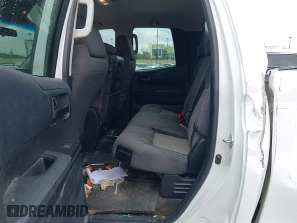 ✅ 2014 Toyota Tundra SR • VIN: 5TFRM5F15EX069810 • Lot: 42018323. Listed on IAAI with 126,978 mi. Free auction sales archive from the USA and detailed vehicle history report at DreamBid. Image 8.