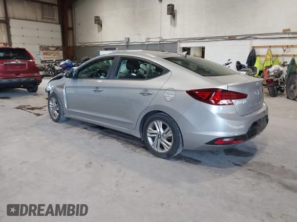 ✅ 2020 Hyundai Elantra SEL • VIN: 5NPD84LF8LH552127 • Lot: 43299702. Wystawiony na IAAI z przebiegiem 77 549 mil. Bezpłatny archiwum sprzedaży aukcyjnych z USA i szczegółowy raport historii pojazdu na DreamBid. Zdjęcie 3.