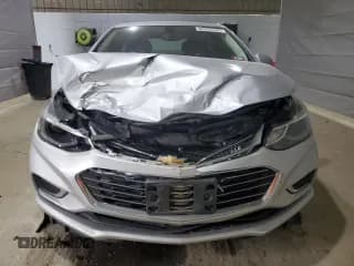 ✅ 2018 Chevrolet Cruze Premier • VIN: 1G1BF5SMXJ7169500 • Lot: 60833445. Listed on Copart with 139,469 mi. Free auction sales archive from the USA and detailed vehicle history report at DreamBid. Image 5.