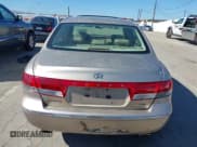 ✅ 2006 Hyundai Azera SE • VIN: KMHFC46F66A124356 • Lot: 43560908. Listed on IAAI with 155,569 mi. Free auction sales archive from the USA and detailed vehicle history report at DreamBid. Image 16.