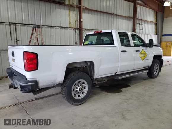 ✅ 2015 Chevrolet Silverado 2500HD Work Truck • VIN: 1GC2CUEGXFZ117229 • Lot: 59947925. Listed on Copart with 203,375 mi. Free auction sales archive from the USA and detailed vehicle history report at DreamBid. Image 3.
