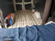 ✅ 2017 Ford Transit • VIN: 1FTBW3XM5HKB26422 • Lot: 81663285. Wystawiony na Copart z przebiegiem 866 237 mil. Bezpłatny archiwum sprzedaży aukcyjnych z USA i szczegółowy raport historii pojazdu na DreamBid. Zdjęcie 10.