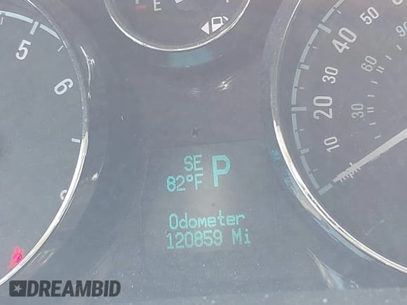 ✅ 2015 Chevrolet Captiva Sport LT • VIN: 3GNAL3EK6FS526262 • Lot: 42728412. Wystawiony na IAAI z przebiegiem 120 859 mil. Bezpłatny archiwum sprzedaży aukcyjnych z USA i szczegółowy raport historii pojazdu na DreamBid. Zdjęcie 15.