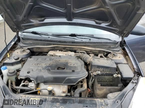 2008 Hyundai Accent GS с VIN KMHCM36C88U086002, выставлен на аукционе Copart как лот 79438824 с пробегом Не указан миль и Чистый • Clean title. История ставок и продаж доступна на DreamBid. Изображение 11.