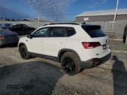 ✅ 2024 Volkswagen Taos SE Black • VIN: 3VVLX7B25RM131419 • Lot: 83797555. Listed on Copart with 9,468 mi. Free auction sales archive from the USA and detailed vehicle history report at DreamBid. Image 2.