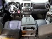 ✅ 2022 GMC Sierra 1500 SLT • VIN: 3GTU9DED1NG147294 • Lot: 80678875. Wystawiony na Copart z przebiegiem 91 179 mil. Bezpłatny archiwum sprzedaży aukcyjnych z USA i szczegółowy raport historii pojazdu na DreamBid. Zdjęcie 8.