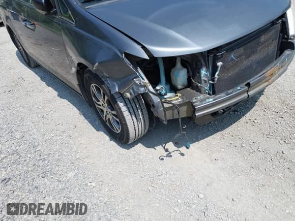 ✅ 2012 Honda Odyssey EX-L • VIN: 5FNRL5H65CB015247 • Lot: 42400390. Listed on IAAI with 226,679 mi. Free auction sales archive from the USA and detailed vehicle history report at DreamBid. Image 18.