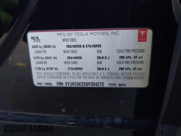 ✅ 2016 Tesla Model X 70D • VIN: 5YJXCAE25GF004272 • Lot: 43752023. Wystawiony na IAAI z przebiegiem 88 747 mil. Bezpłatny archiwum sprzedaży aukcyjnych z USA i szczegółowy raport historii pojazdu na DreamBid. Zdjęcie 9.