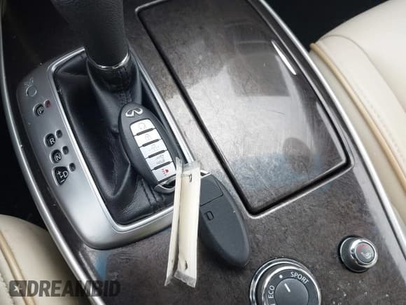 ✅ 2015 Infiniti QX60 • VIN: 5N1AL0MM2FC502732 • Lot: 43894327. Wystawiony na IAAI z przebiegiem 160 320 mil. Bezpłatny archiwum sprzedaży aukcyjnych z USA i szczegółowy raport historii pojazdu na DreamBid. Zdjęcie 11.