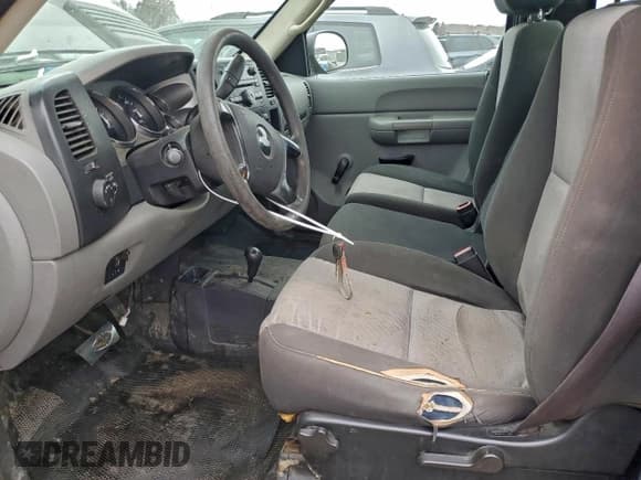 ✅ 2009 Chevrolet Silverado 2500HD Work Truck • VIN: 1GCHK44K79E126775 • Лот: 93675525. Опубликован ранее на Copart с пробегом 114 483 миль. Бесплатный доступ к архиву аукционных продаж из США и подробный отчёт об истории автомобиля на DreamBid. Изображение 7.