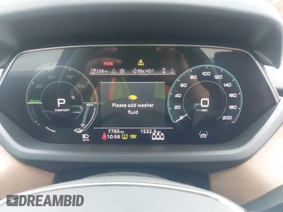 ✅ 2024 Audi e-tron GT Premium Plus • VIN: WAUFJBFW0R7000208 • Лот: 40787476. Опубликован ранее на IAAI с пробегом 7 765 миль. Бесплатный доступ к архиву аукционных продаж из США и подробный отчёт об истории автомобиля на DreamBid. Изображение 7.