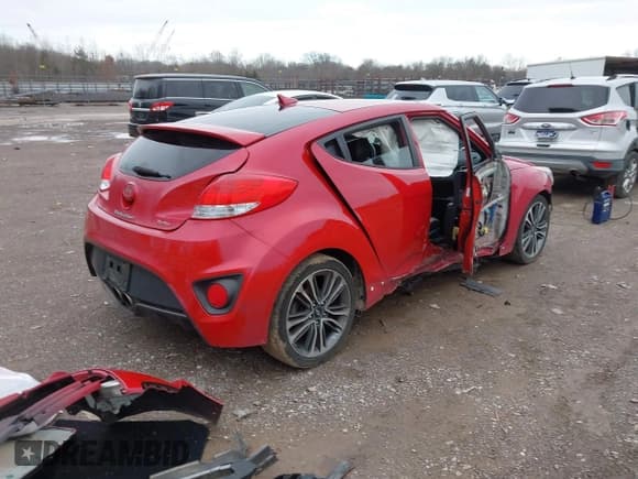 ✅ 2016 Hyundai Veloster Turbo Rally Edition • VIN: KMHTC6AE1GU299126 • Lot: 41510247. Wystawiony na IAAI z przebiegiem 86 691 mil. Bezpłatny archiwum sprzedaży aukcyjnych z USA i szczegółowy raport historii pojazdu na DreamBid. Zdjęcie 4.