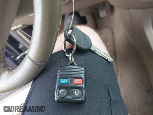 ✅ 2004 Ford Explorer Eddie Bauer • VIN: 1FMZU74K94UB41661 • Lot: 42221029. Listed on IAAI with 169,758 mi. Free auction sales archive from the USA and detailed vehicle history report at DreamBid. Image 11.