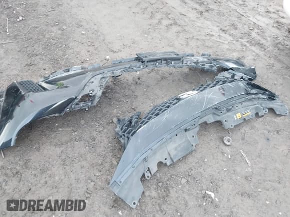 ✅ 2024 Mazda CX-50 S Preferred • VIN: 7MMVABBM4RN181764 • Lot: 43513330. Listed on IAAI with 42,336 mi. Free auction sales archive from the USA and detailed vehicle history report at DreamBid. Image 12.