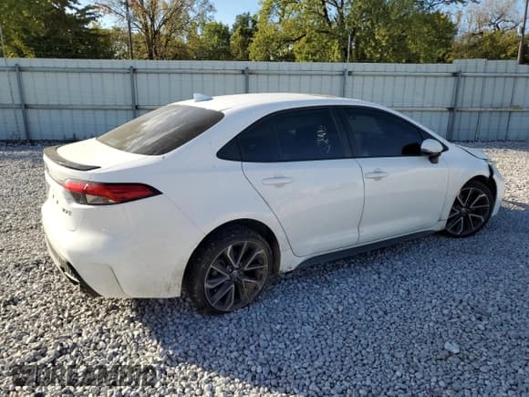 ✅ 2020 Toyota Corolla XSE • VIN: 5YFT4RCE7LP047100 • Лот: 85367535. Опубликован ранее на Copart с пробегом 45 780 миль. Бесплатный доступ к архиву аукционных продаж из США и подробный отчёт об истории автомобиля на DreamBid. Изображение 3.