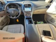 ✅ 2018 Lincoln MKZ Reserve • VIN: 3LN6L5F95JR603933 • Lot: 92060325. Wystawiony na Copart z przebiegiem 51 815 mil. Bezpłatny archiwum sprzedaży aukcyjnych z USA i szczegółowy raport historii pojazdu na DreamBid. Zdjęcie 8.