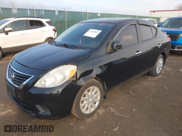 ✅ 2013 Nissan Versa S • VIN: 3N1CN7APXDL878517 • Лот: 43769894. Опубликован ранее на IAAI с пробегом 119 111 миль. Бесплатный доступ к архиву аукционных продаж из США и подробный отчёт об истории автомобиля на DreamBid. Изображение 2.