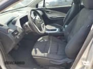 ✅ 2013 Chevrolet Volt • VIN: 1G1RA6E42DU107075 • Lot: 66332675. Wystawiony na Copart z przebiegiem 87 854 mil. Bezpłatny archiwum sprzedaży aukcyjnych z USA i szczegółowy raport historii pojazdu na DreamBid. Zdjęcie 7.