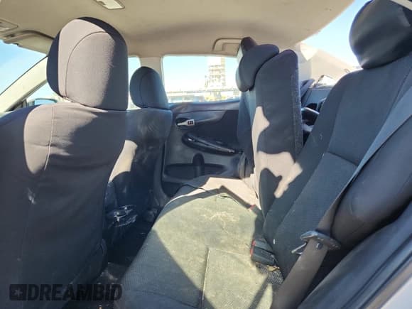 ✅ 2009 Toyota Corolla LE • VIN: 1NXBU40E09Z086962 • Lot: 92238155. Wystawiony na Copart z przebiegiem 278 186 mil. Bezpłatny archiwum sprzedaży aukcyjnych z USA i szczegółowy raport historii pojazdu na DreamBid. Zdjęcie 10.