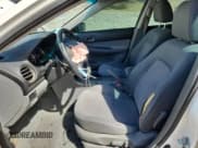 ✅ 2003 Mazda 6 i • VIN: 1YVFP80C235M50863 • Lot: 71051855. Wystawiony na Copart z przebiegiem 138 031 mil. Bezpłatny archiwum sprzedaży aukcyjnych z USA i szczegółowy raport historii pojazdu na DreamBid. Zdjęcie 7.