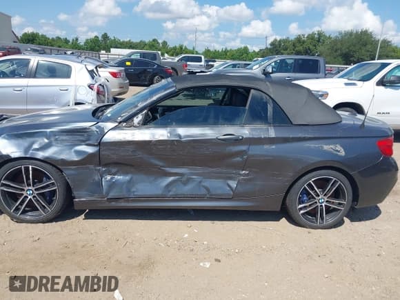 ✅ 2018 BMW 2 Series M240i • VIN: WBA2N1C55JVC28118 • Lot: 40138420. Wystawiony na IAAI z przebiegiem Nie podano. Bezpłatny archiwum sprzedaży aukcyjnych z USA i szczegółowy raport historii pojazdu na DreamBid. Zdjęcie 14.