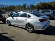 ✅ 2020 Kia Forte EX • VIN: 3KPF54ADXLE208645 • Lot: 82560985. Wystawiony na Copart z przebiegiem 50 546 mil. Bezpłatny archiwum sprzedaży aukcyjnych z USA i szczegółowy raport historii pojazdu na DreamBid. Zdjęcie 2.