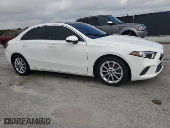 ✅ 2021 Mercedes-Benz A 220 • VIN: W1K3G4EBXMJ284060 • Lot: 71674385. Listed on Copart with 68,072 mi. Free auction sales archive from the USA and detailed vehicle history report at DreamBid. Image 4.
