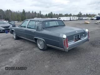 ✅ 1985 Cadillac Fleetwood • VIN: 1G6DW6989F9741010 • Lot: 41872467. Wystawiony na IAAI z przebiegiem 75 417 mil. Bezpłatny archiwum sprzedaży aukcyjnych z USA i szczegółowy raport historii pojazdu na DreamBid. Zdjęcie 3.