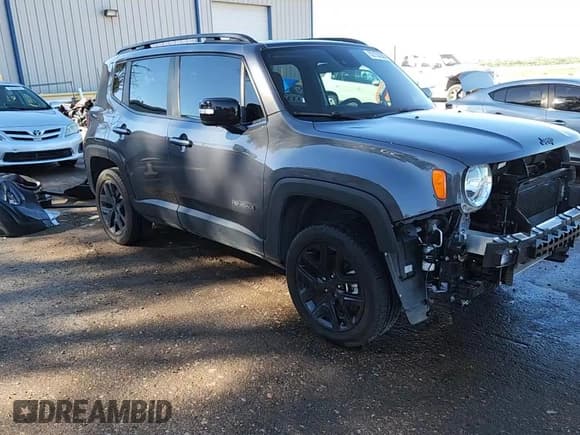 ✅ 2022 Jeep Renegade Altitude • VIN: ZACNJDE16NPN63919 • Лот: 82153355. Опубликован ранее на Copart с пробегом 18 576 миль. Бесплатный доступ к архиву аукционных продаж из США и подробный отчёт об истории автомобиля на DreamBid. Изображение 15.