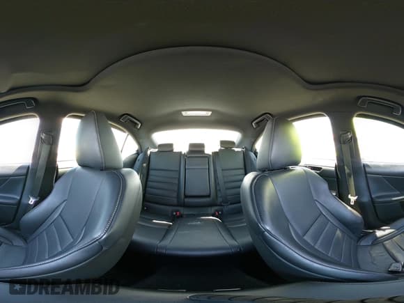 ✅ 2014 Lexus IS 250 • VIN: JTHCF1D27E5006237 • Лот: 43084642. Опубликован ранее на IAAI с пробегом 139 670 миль. Бесплатный доступ к архиву аукционных продаж из США и подробный отчёт об истории автомобиля на DreamBid. Изображение 19.