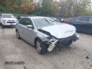 ✅ 2013 Volkswagen Jetta SE • VIN: 3VWDP7AJ5DM413092 • Lot: 43511410. Listed on IAAI with 223,958 mi. Free auction sales archive from the USA and detailed vehicle history report at DreamBid. Image 1.