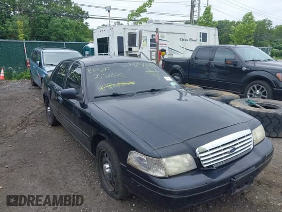✅ 2008 Ford Police Interceptor • VIN: 2FAHP71V68X178659 • Lot: 42571480. Listed on IAAI with Not provided. Free auction sales archive from the USA and detailed vehicle history report at DreamBid. Image 1.
