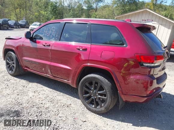 2018 Jeep Grand Cherokee Altitude с VIN 1C4RJFAG3JC387145, выставлен на аукционе IAAI как лот 43365429 с пробегом 112 941 миль миль и . История ставок и продаж доступна на DreamBid. Изображение 3.