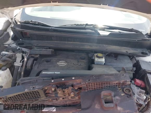 ✅ 2014 Nissan Pathfinder Platinum • VIN: 5N1AR2MNXEC734707 • Lot: 42254119. Listed on IAAI with Not provided. Free auction sales archive from the USA and detailed vehicle history report at DreamBid. Image 10.