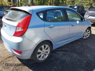 2013 Hyundai Accent SE with VIN KMHCU5AE0DU066759, listed as a IAAI auction lot 43486732 with 148,627 mi miles and . Bid and sale history available at DreamBid. Image 4.