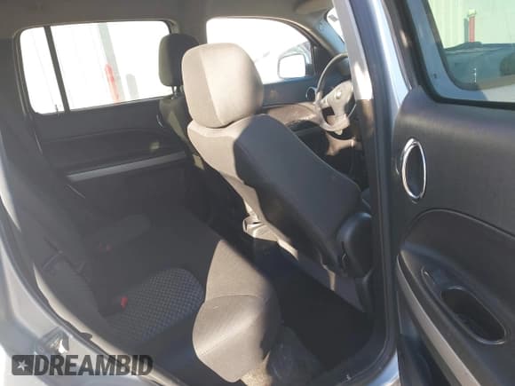 ✅ 2011 Chevrolet HHR 1LT • VIN: 3GNBABFW4BS650532 • Lot: 41492195. Listed on IAAI with 127,964 mi. Free auction sales archive from the USA and detailed vehicle history report at DreamBid. Image 8.