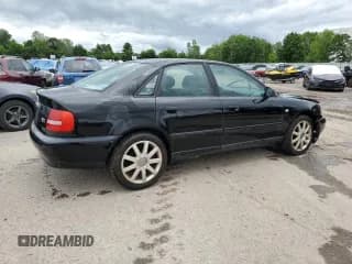 ✅ 2001 Audi A4 • VIN: WAUDC68D31A138398 • Lot: 63600565. Wystawiony na Copart z przebiegiem 224 204 mil. Bezpłatny archiwum sprzedaży aukcyjnych z USA i szczegółowy raport historii pojazdu na DreamBid. Zdjęcie 3.